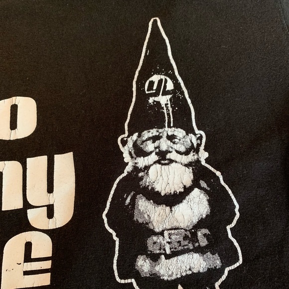 “Say Hello To My Little Friend” Gnome Black Graphic Tee Shirt Mens Small (34-36) - Picture 6 of 11
